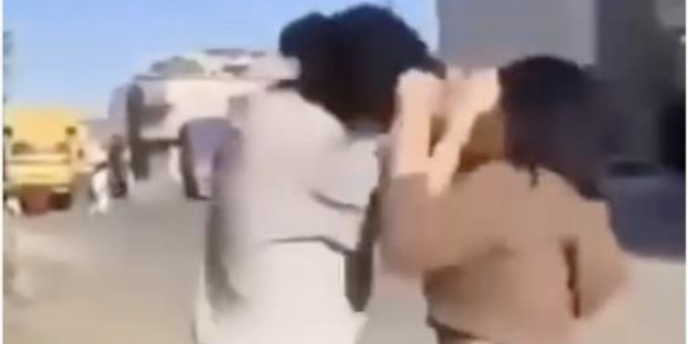 Görüntüler İstanbul’un göbeğinden! Genç kızların içler acısı hali