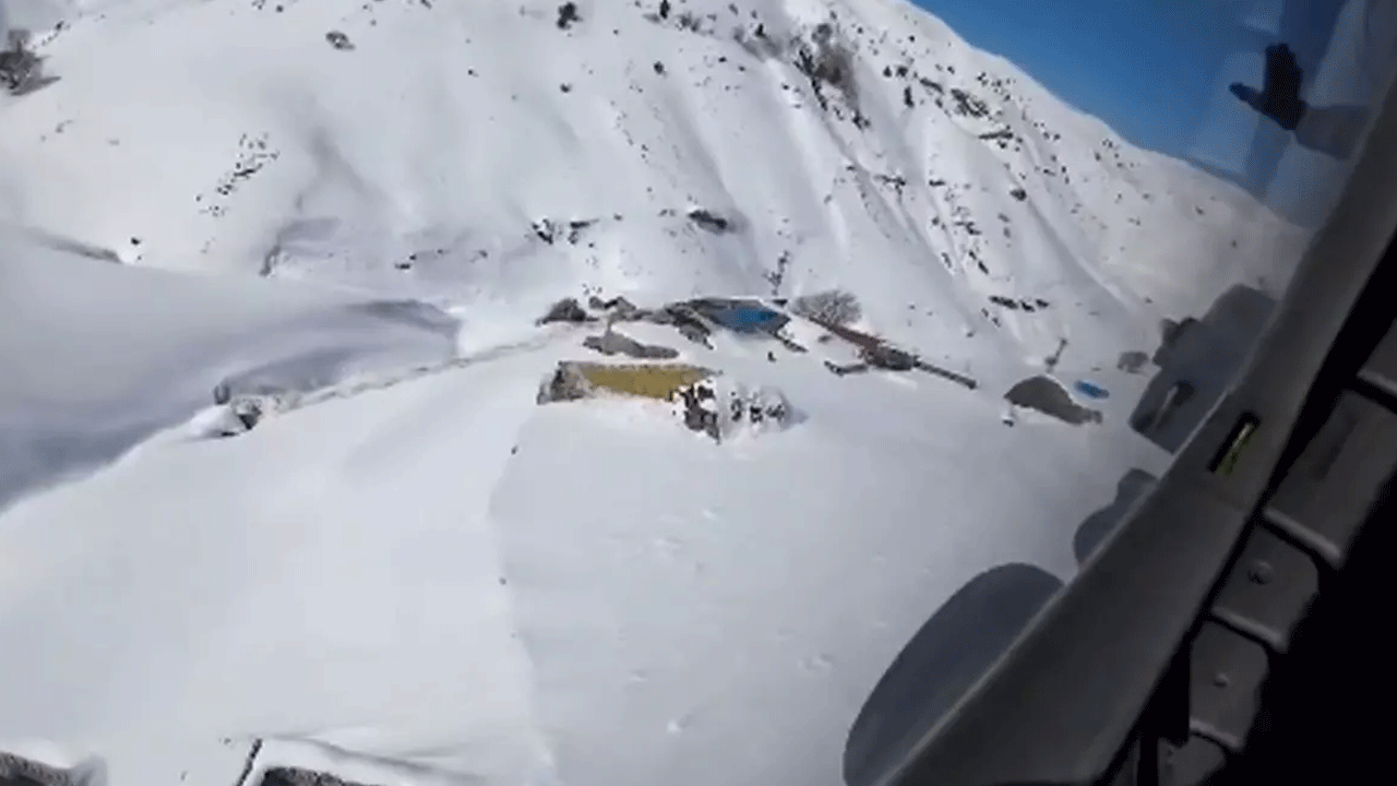 Görüntüleri MSB paylaştı! Nefes kesen kurtarma operasyonu