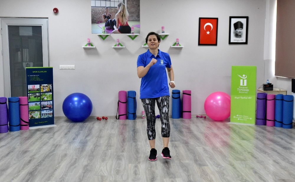 Görüntülü pilates ve aerobik dersleri sürüyor 