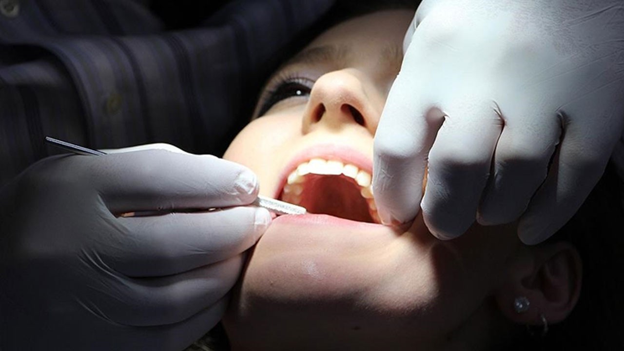 Göz ardı edilen büyük tehlike! Eksik diş kalbinizi yoruyor