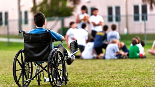 Göz bebekleriyle komut verilen tekerlekli sandalye geliştirildi