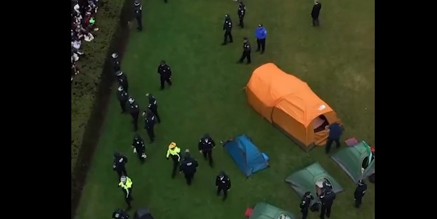 Gözaltılar var! ABD'de rektörden tepki çeken hareket