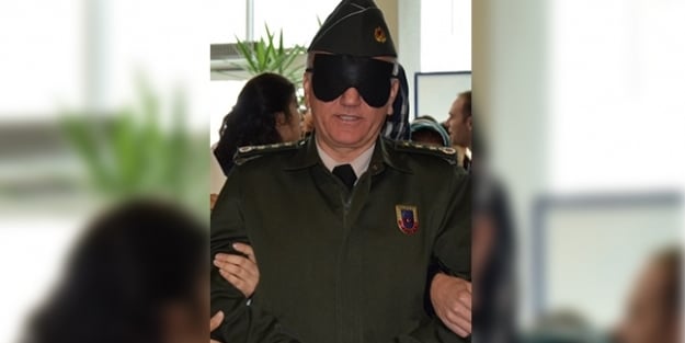 Gözaltına alınan askerlerin kim olduğu ortaya çıktı