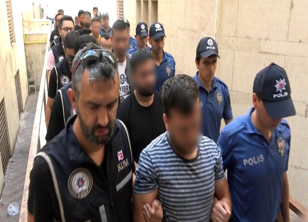 Gözaltına alınan tefecilerden 10’u tutuklandı 