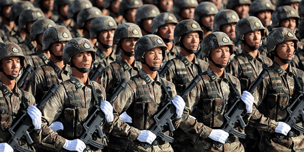 Gözler ABD’de ama başka cephede ortalık her an karışabilir! Askerlere 'savaş hazırlanın' talimatı verdi