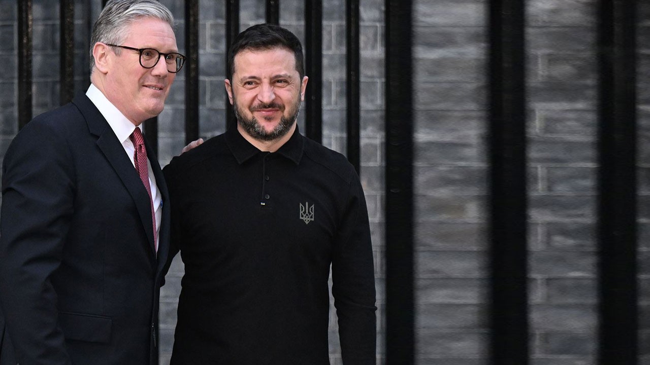 Gözler ateşkes önerisinde! Zelenskiy ile Starmer ateşkes çağrısını görüştü