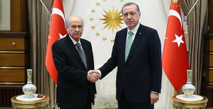Gözler Beştepe'de! Cumhurbaşkanı Erdoğan ve Bahçeli erken seçim için buluşuyor