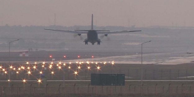 Gözler İncirlik'te! ABD uçağı iniş yaptı