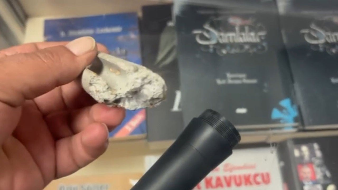 Gözlerine inanamadı! İnternetten aldı gelen ürün şoke etti