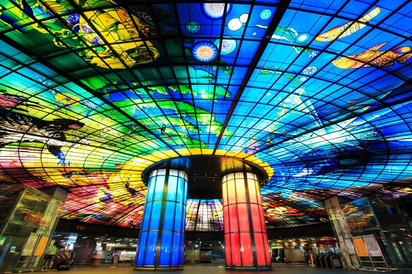 Gözlerinize inanamayacaksınız! İşte, dünyanın en ilginç tren yolları