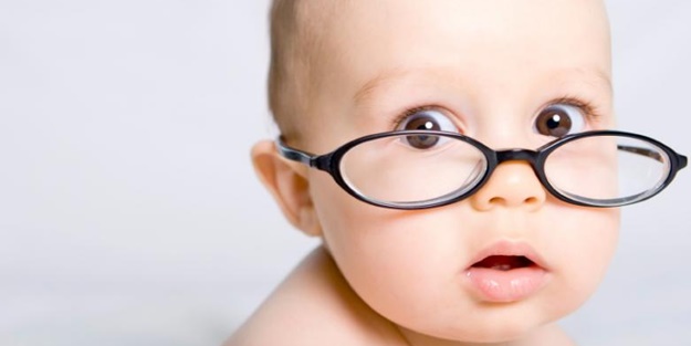 Gözlükteki çiziklere karşı pratik bilgiler