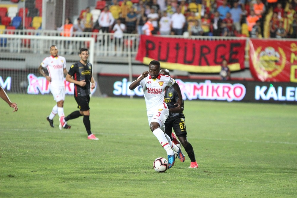 Göztepe defansı sağlama alacak 