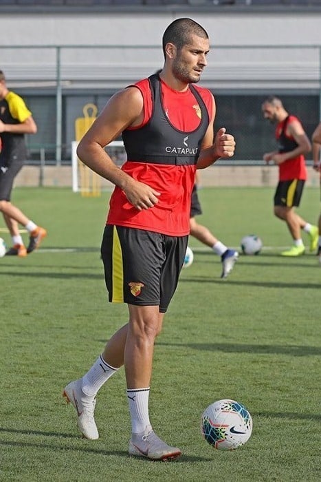 Göztepe forveti sağlama aldı 