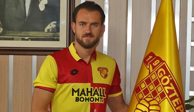 Göztepe Sokol Cikalleshi'yi kiraladı