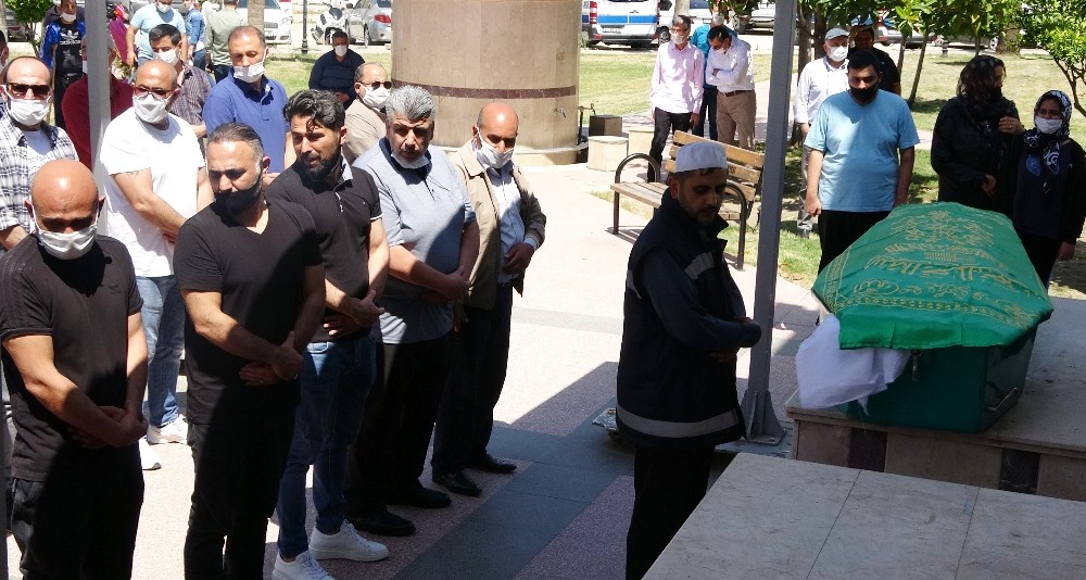 Göztepe Teknik Direktörü İlhan Palut’un acı günü 