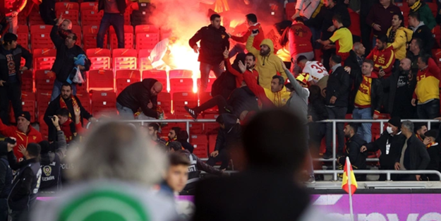 Göztepeli taraftarı ağır yaralayan işaret fişeğinin stada sokulma anı ortaya çıktı!