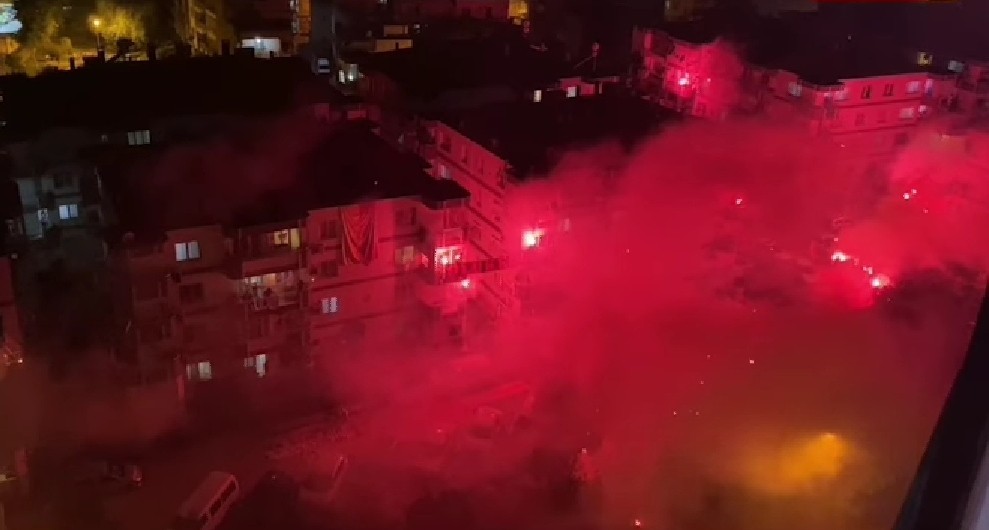 Göztepeli taraftarlar 95. yıl kutlamalarına başladı 
