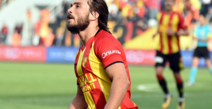 Göztepe'nin değişilmez oyuncusu Akbunar