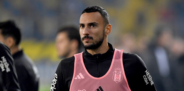 Göztepe’nin hamlesi Beşiktaş’ı sevindirdi! Müjdeler olsun Beşiktaş taraftarına… Gündeme oturacak sağ bek çıkışı…