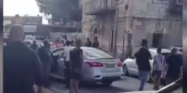 Gözü dönmüş İsrailli, Filistinli genci arabayla ezdi!