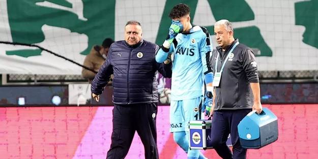 Gözyaşlarına hakim olamadı! Hastaneye kaldırıldı