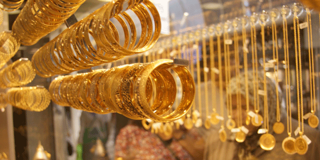 Gram altın 204 lira seviyelerinde