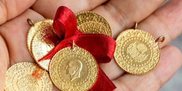 Gram altın bu tarihte 3 bin lira! Tuna Kaya'dan herkesi şaşırtan yeni tahmin geldi: Gram altını için uyardı