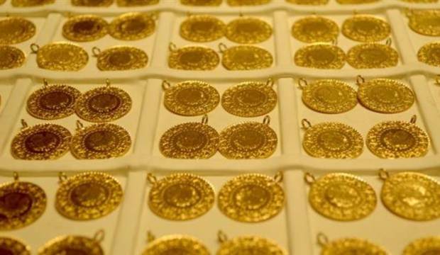Gram altın piyasaya yatay başladı