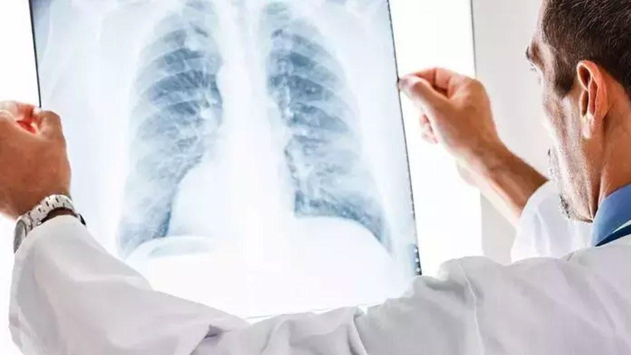 Gribal enfeksiyon can aldı! Zatürre geçiren 5 yaşındaki çocuk yaşamını yitirdi