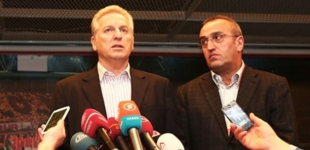 G.Saray'da büyük deprem! İki isim ayrılığını açıkladı