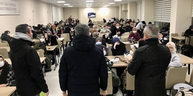 GSB yurtları, yolda kalanlara açıldı!