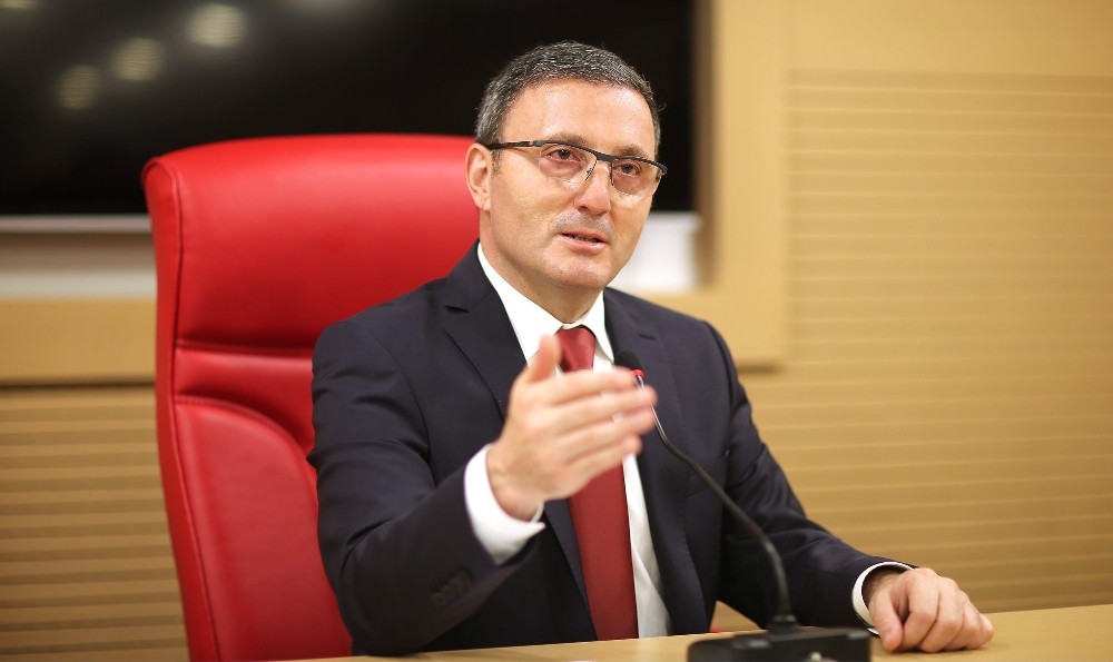 GTSO Başkanı Çakırmelikoğlu: “Eksik ya da kredi limiti sorun olduğu ifade edilen küçük işletmelerimize bankaların pozitif ayrım göstermesini arzuluyoruz” 