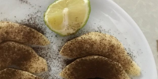 Güç ayvada! Hızlı kilo vermenin yolu! Kahveli Ayva: Ayvaya limon yerine Türk kahvesi serpiştirip yerseniz