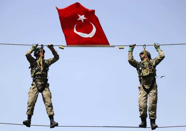 'Güçlüler, cesurlar, hazırlar!'