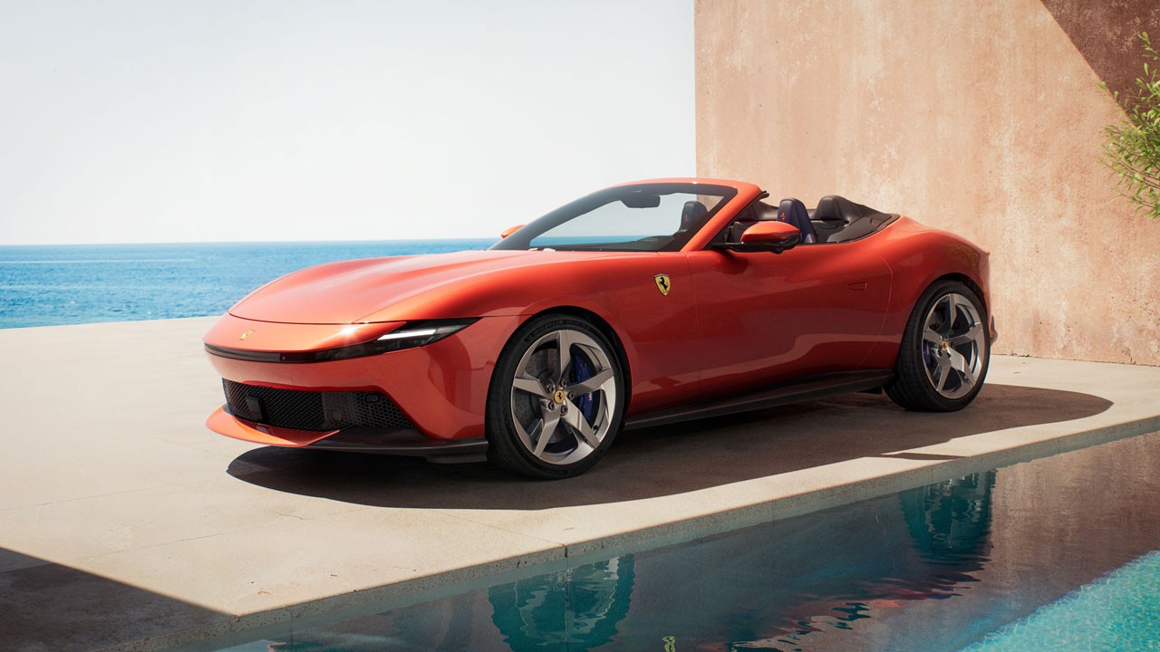 Gücü sınır tanımıyor! Ferrari Amalfi Spider sahneye çıktı