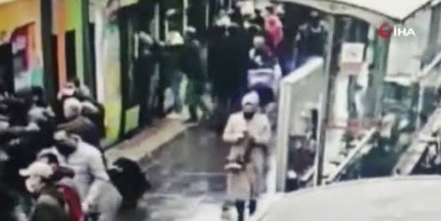 ‘Gücün yaşlı adama mı yetiyor’ diyerek tabancayla ateş etti