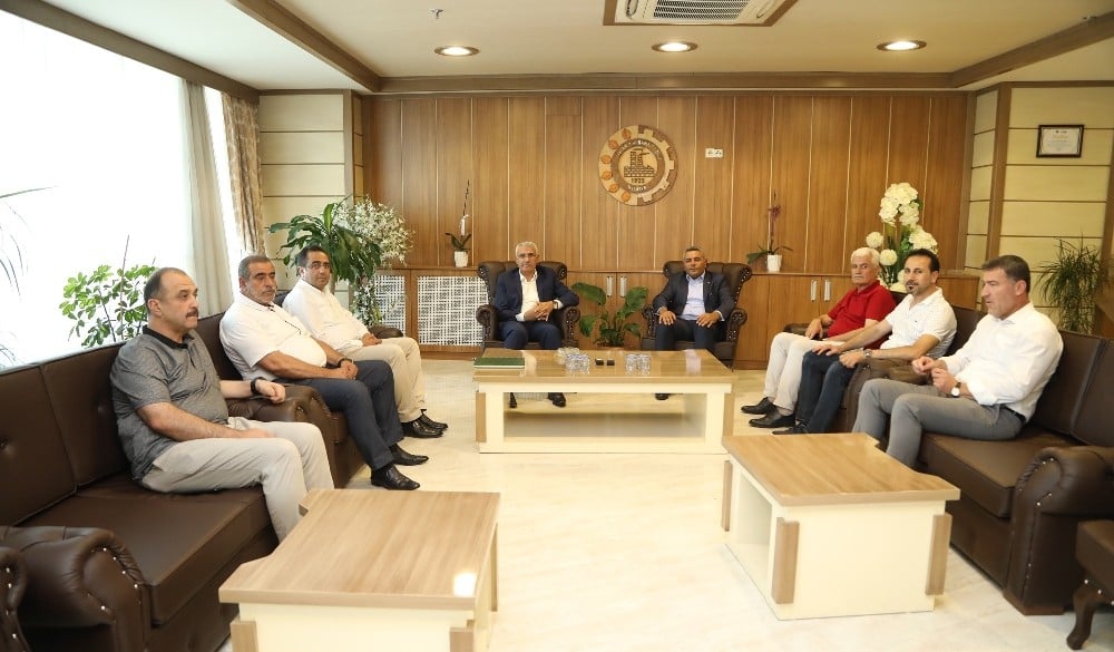 Güder’den Sadıkoğlu’na ziyaret 