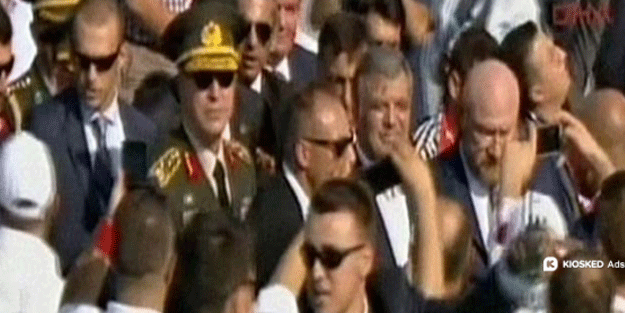 Gül, Akar ve Görmez aynı anda mitinge geldi