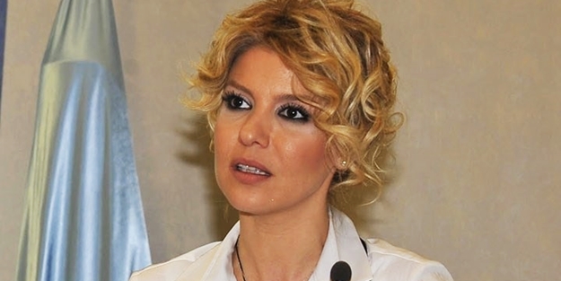 Gülben Ergen hastaneye kaldırıldı