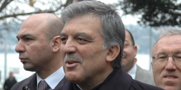 Gül'den AK Parti'ye kutlama!