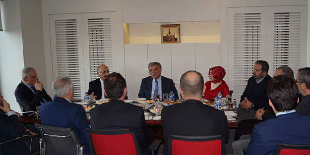 Gül’den dikkat çeken ziyaret… Peki yanında kim vardı?