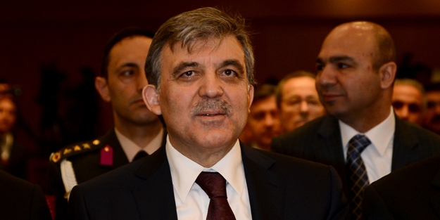 Abdullah Gül'den 'Başımız sağ olsun' tweeti