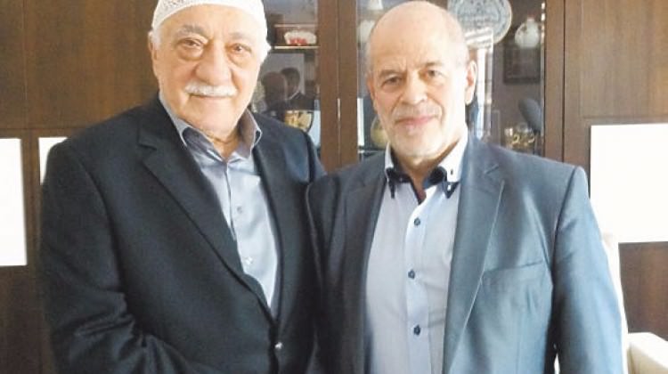 Gülen Rusların elini sıkıp, Türkiye'yi suçladı