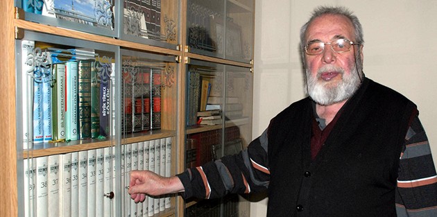 ‘Gülen siyasetten elini çeksin’