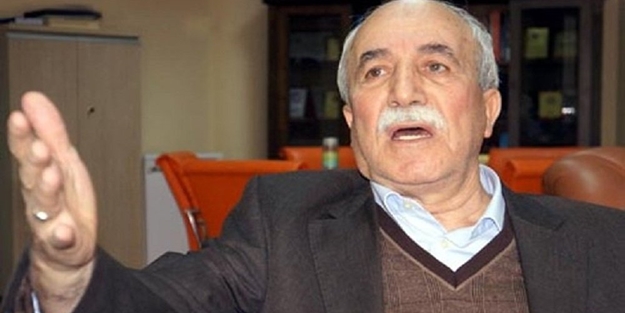 'Gülen’in köpeğiyim' diyen profesöre hapis cezası!