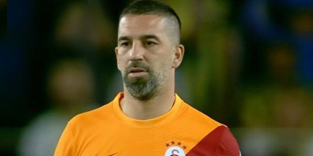 Güler misin, ağlar mısın... 2022 yılı en sevilen ve örnek alınan futbolcusu ödülü bakın kimin oldu!