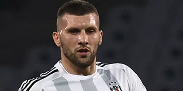 Güler misin, ağlar mısın! Sezon sonunda zaten gidecek ama! Bu kadar da olmaz yahu...