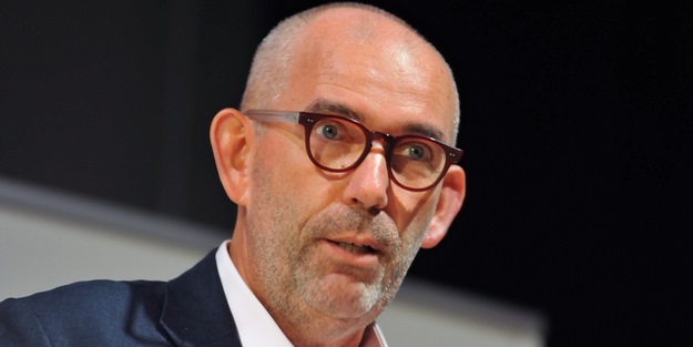 Güler'den Zaman yazarı Lagendijk'e: Densizin bayrak tutanı!