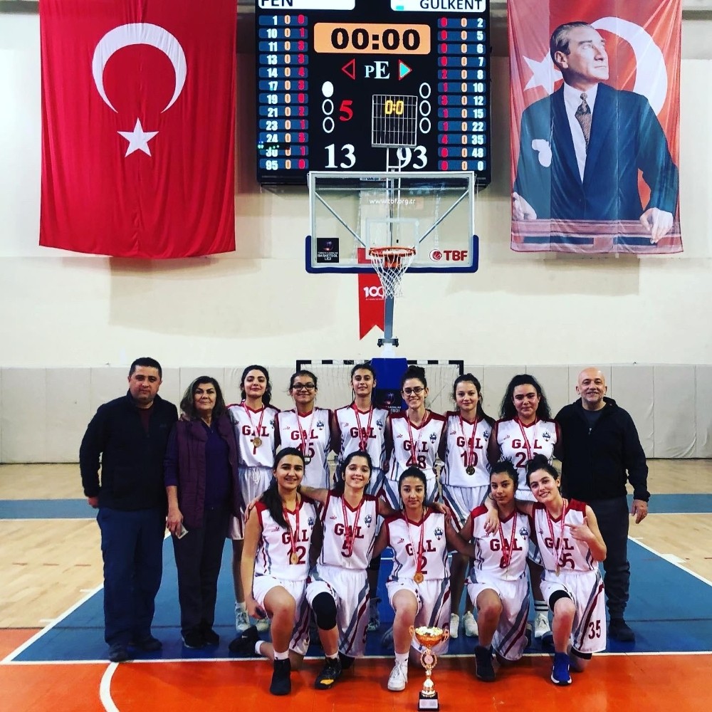 Gülkent’in prensesleri potanın şampiyonu oldu 