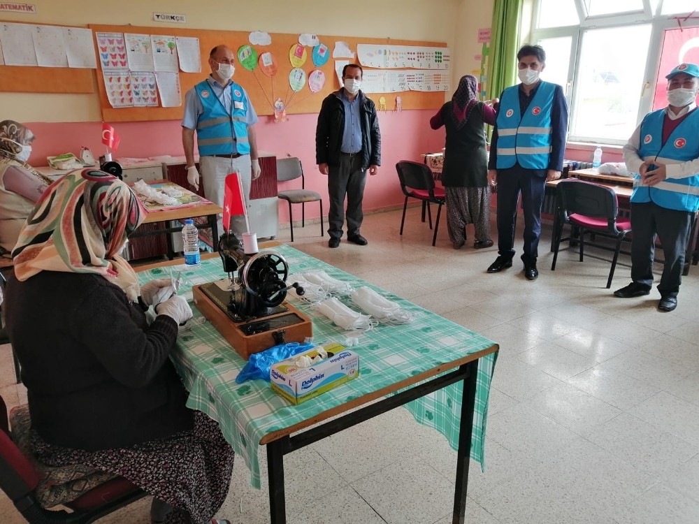 Gülnar Müftülüğünden maske hamlesi 